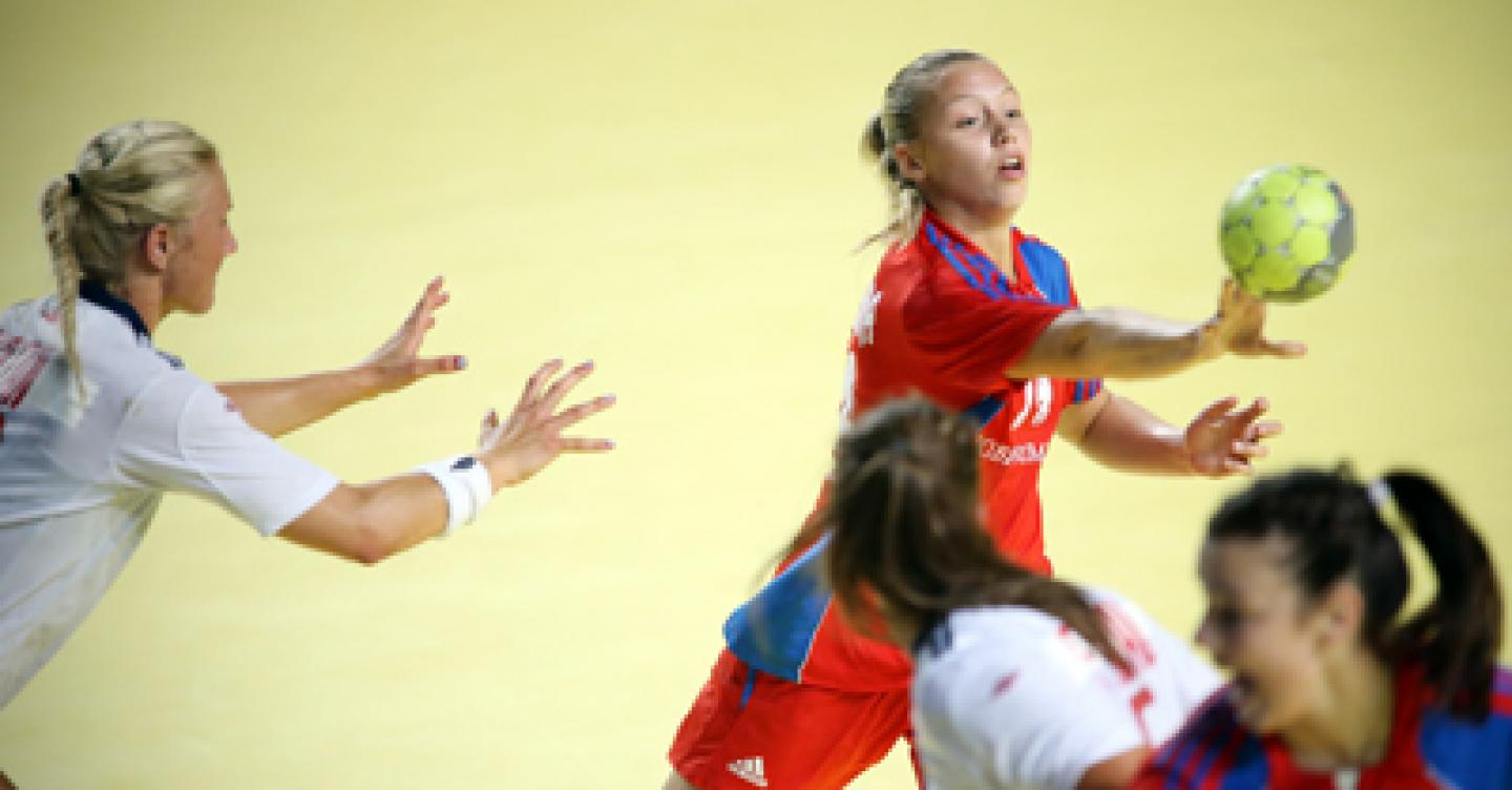 Same duel as in 2011: Russia vs. Denmark in the final