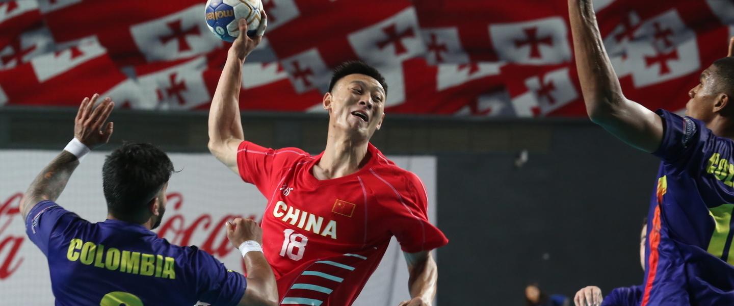 China defeat Colombia to open Group A