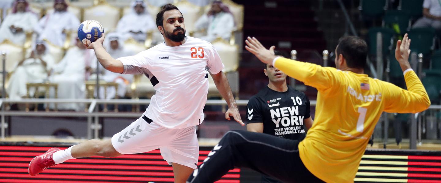 Al Mudhar delight home crowd with clear win