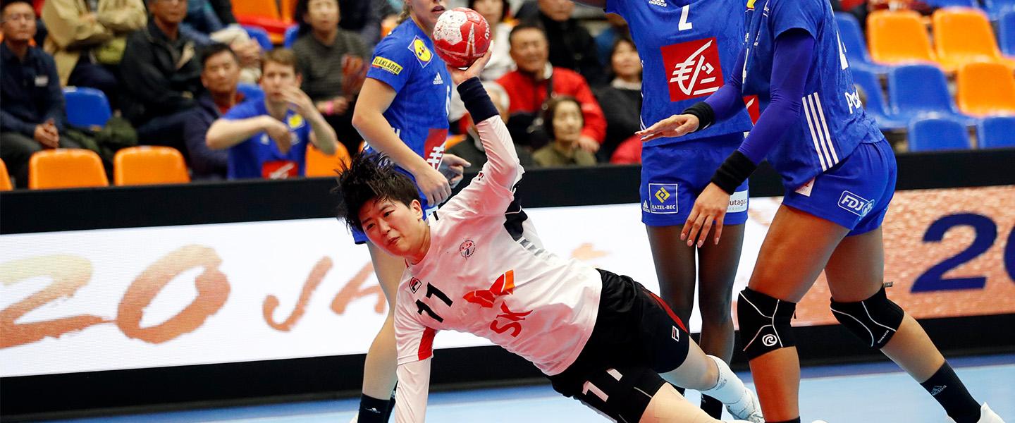 Korea shock defending world champions