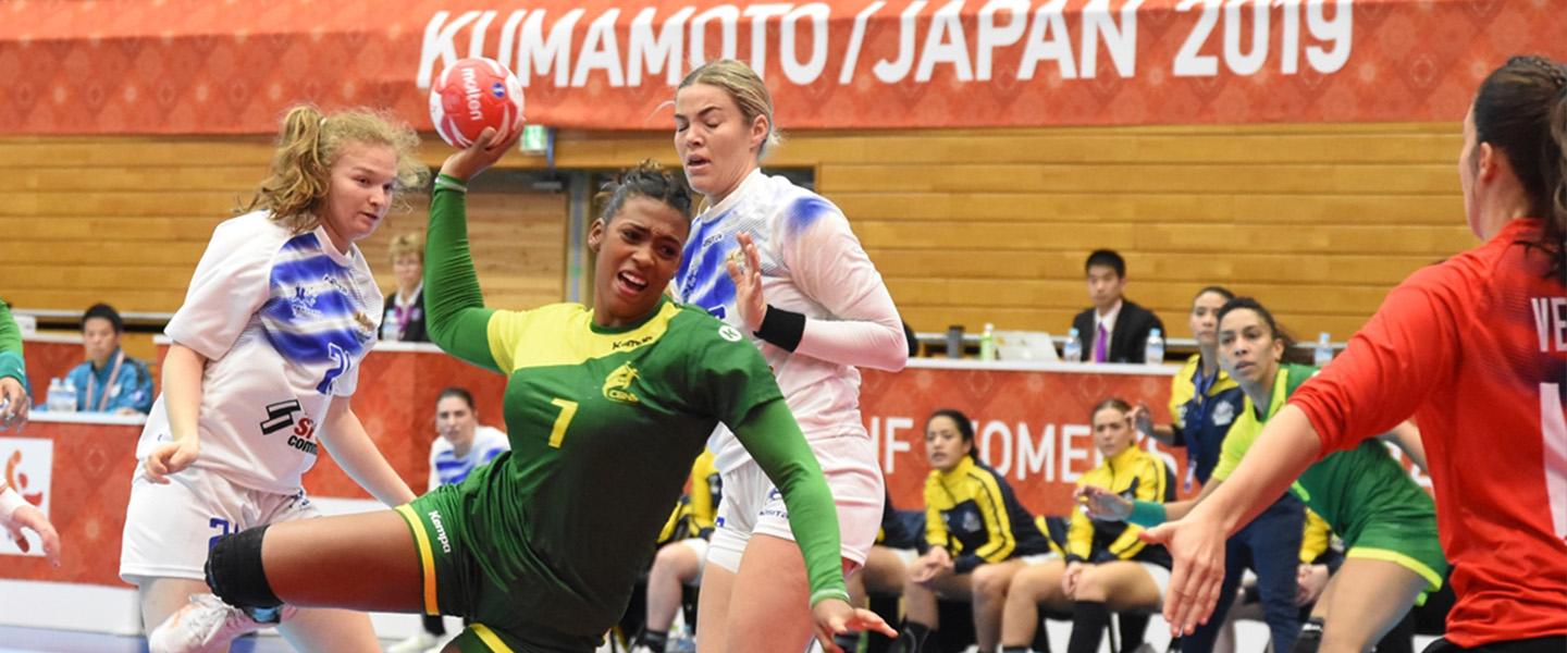 Brazil take first victory in Japan