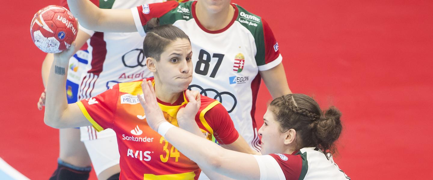 Strong first half sets up Spain win over Hungary