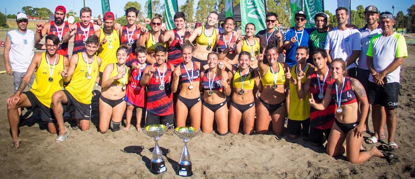 NeuquĂ©nâs IFES celebrate beach handball double at inaugural Copa Argentina