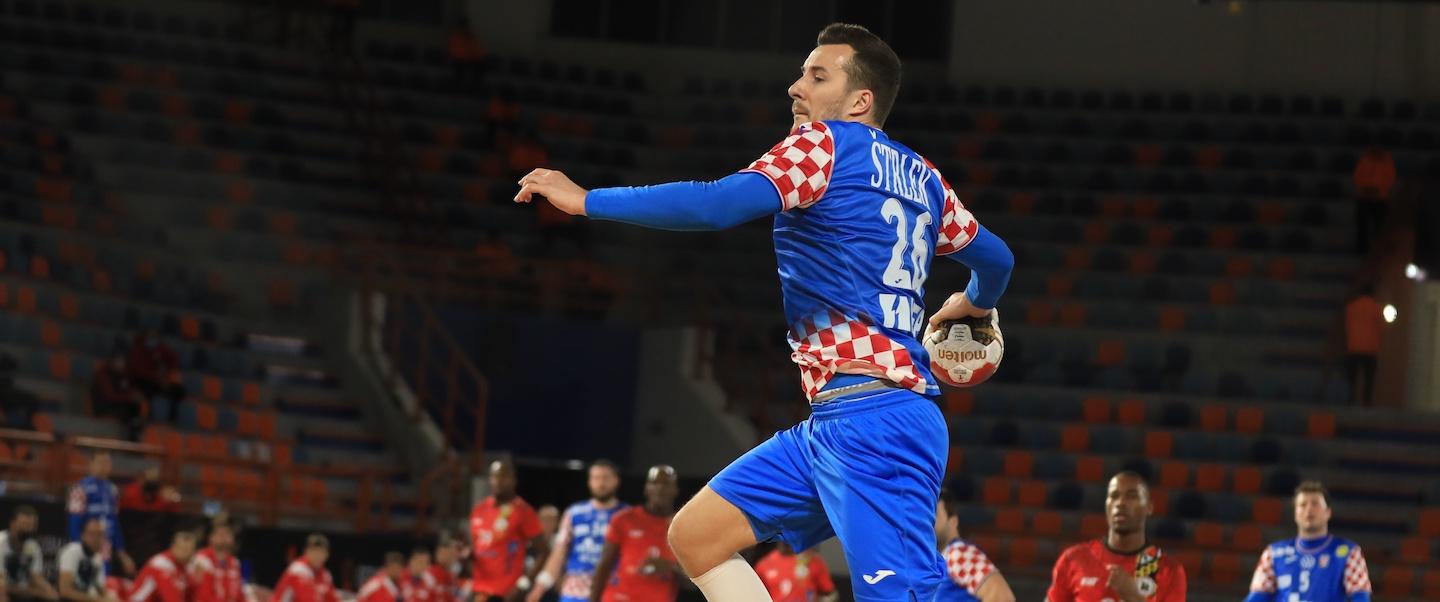 Croatia win and proceed to main round