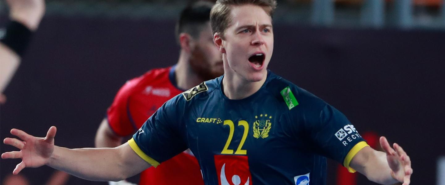 Pellas’ 12 goals help Sweden reach main round