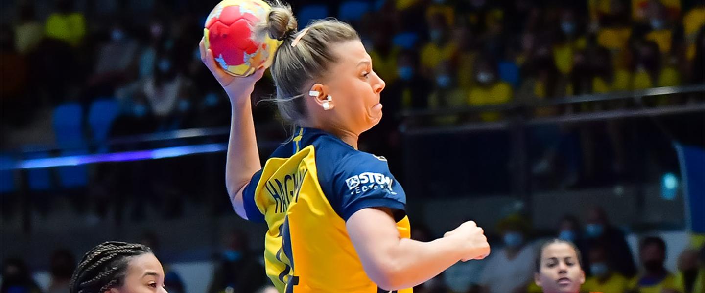 Hagman on fire as Sweden reach main round