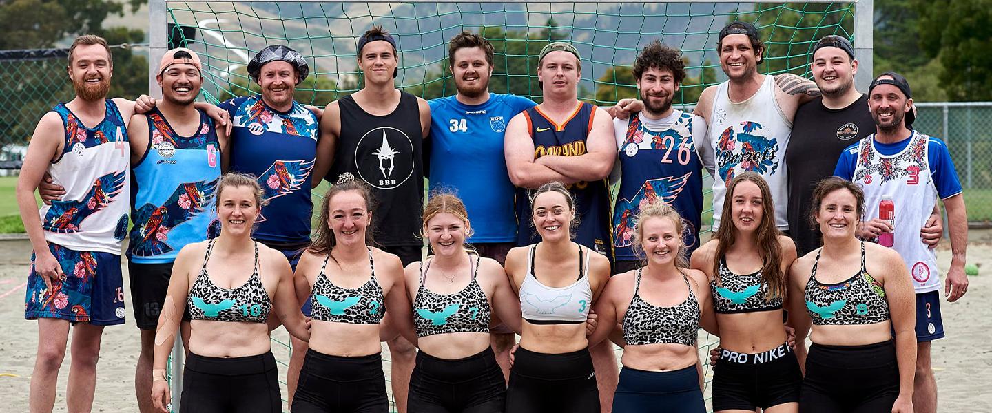 Wellington Parrots dominate NZHF Beach Handball National Championship