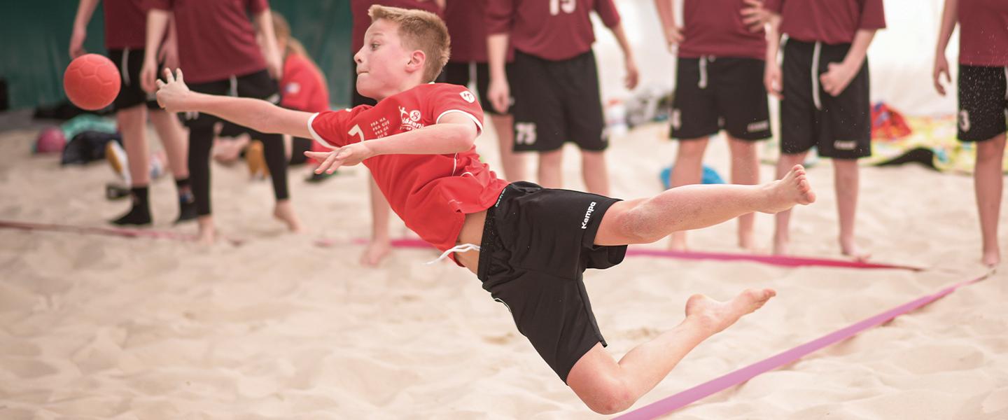 More players, better teams, plenty of fun: The secrets of the emergence of beach handball in the Czech Republic