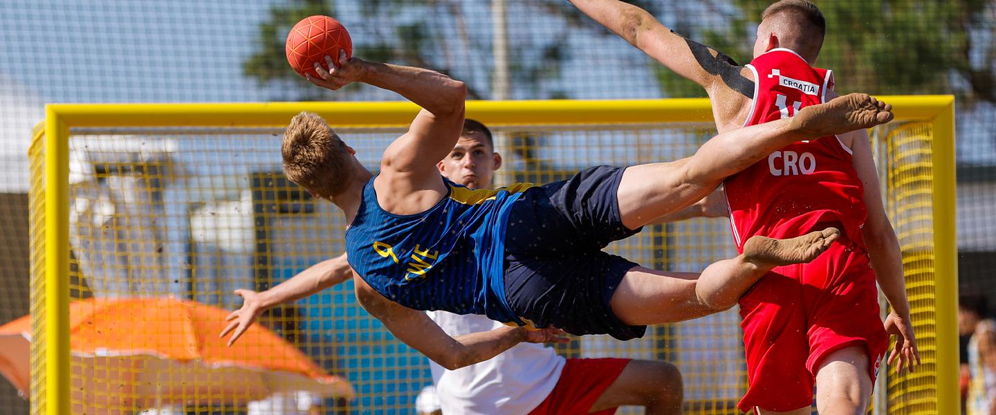 Day of decision awaits as main round concludes