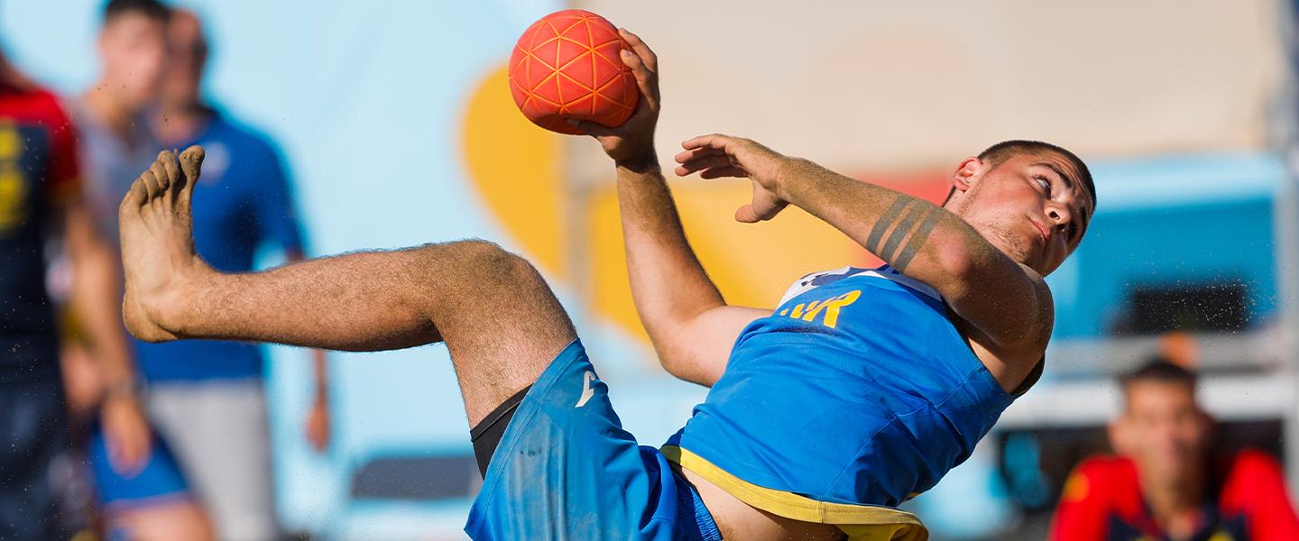 Who will enter the Greece 2022 men's youth finals?