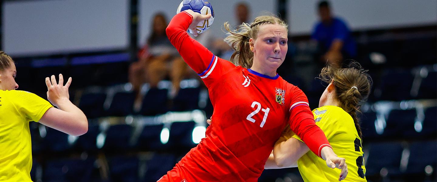 A friend and an idol: How Cholevova and the Czech Republic follow in MVP Jerabkova’s footsteps