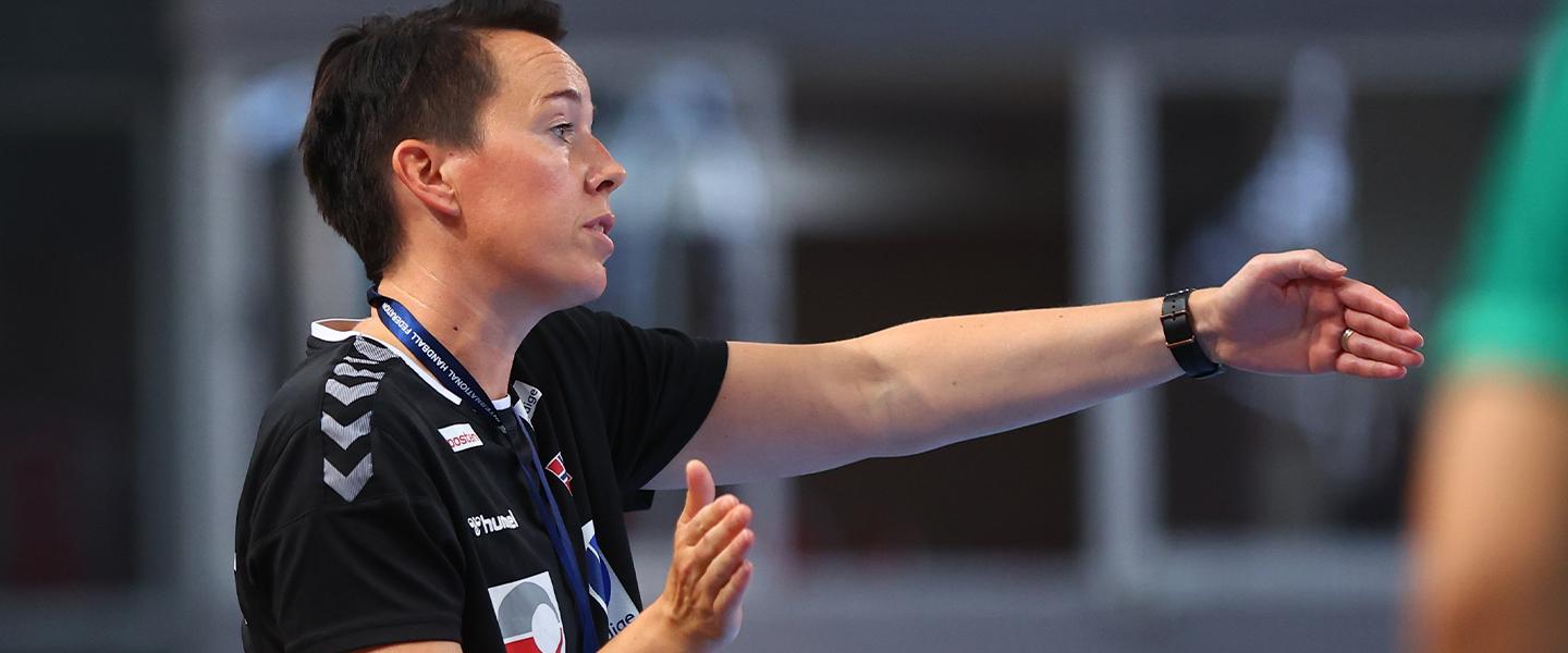 The transition from generational centre back to coach: Lunde-Borgersen’s journey through handball