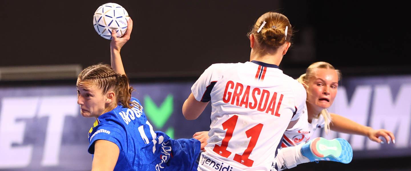 Coach Sabina's Lessons From World Youth Championships