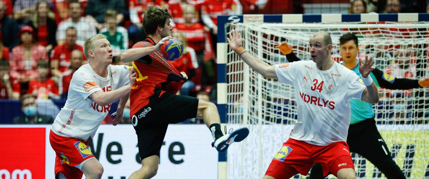 Denmark begin title defence with commanding win