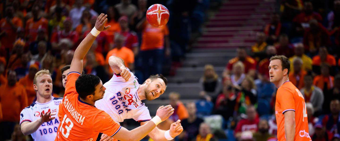 ‘There’s nothing like it’ – age no barrier for O’Sullivan’s handball love