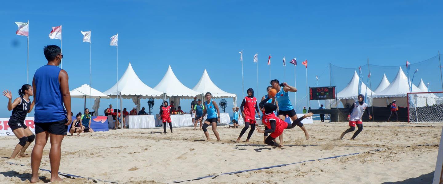 āLove this game with heartā ā Indonesian beach women excited about future