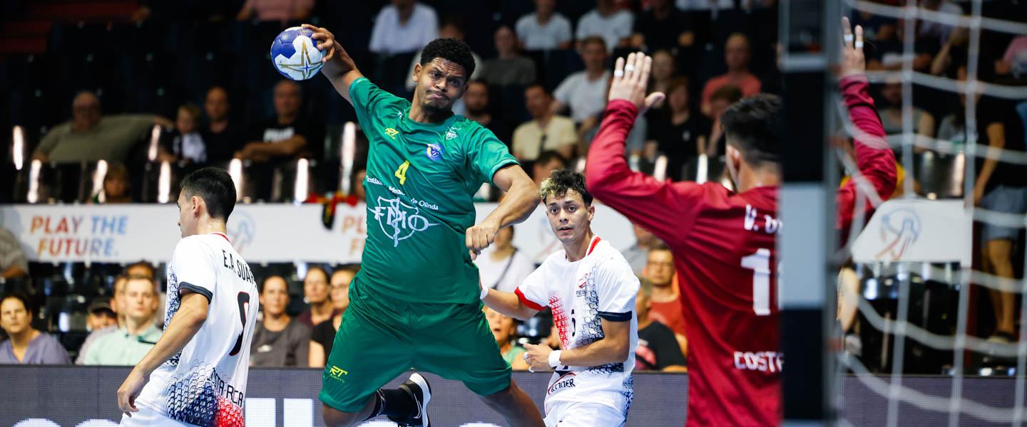 Spain beat Brazil to progress to the World Handball Championship