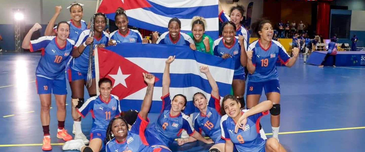 Centro Caribe Sports on X: 🗣️ HISTORY 💥 Virgin Islands🇻🇮 is the women's basketball Champion at the Central American and Caribbean Games in #SanSalvador2023, beating 76-72 to the Dominican Republic 🇩🇴. It