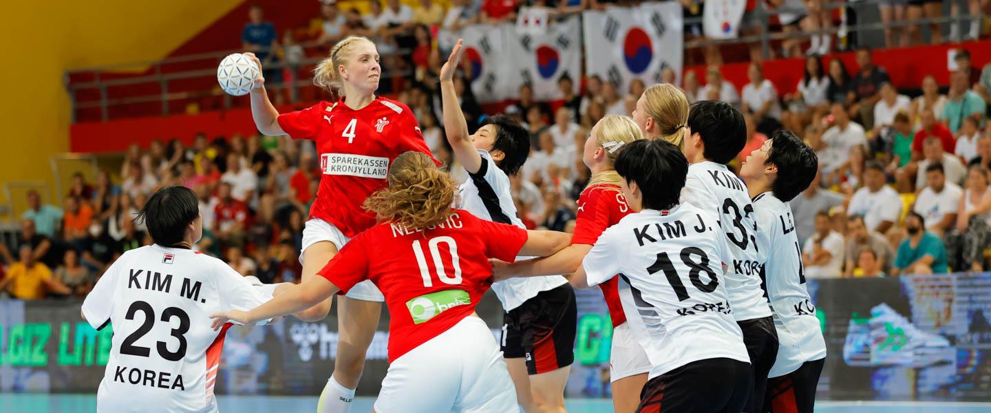 “Believe in yourself”: Scaglione celebrates International Handball Week by starring for Denmark