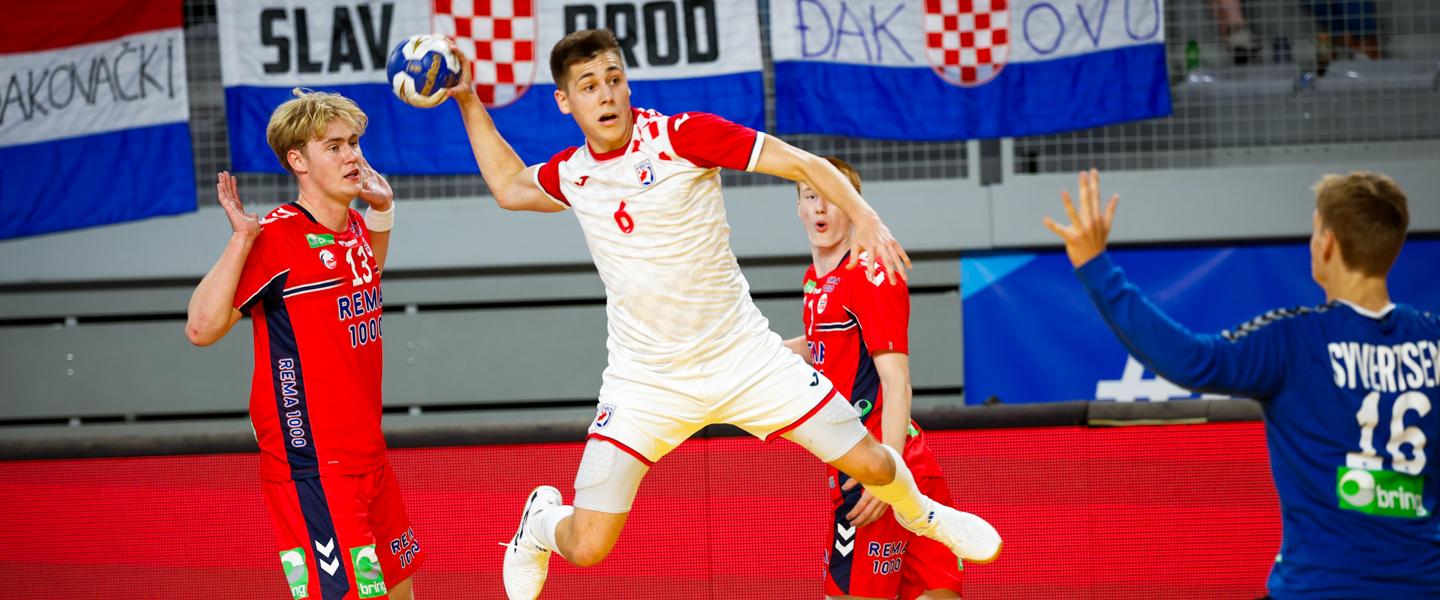 Hosts Croatia sail through to the semi-finals with big win against Norway