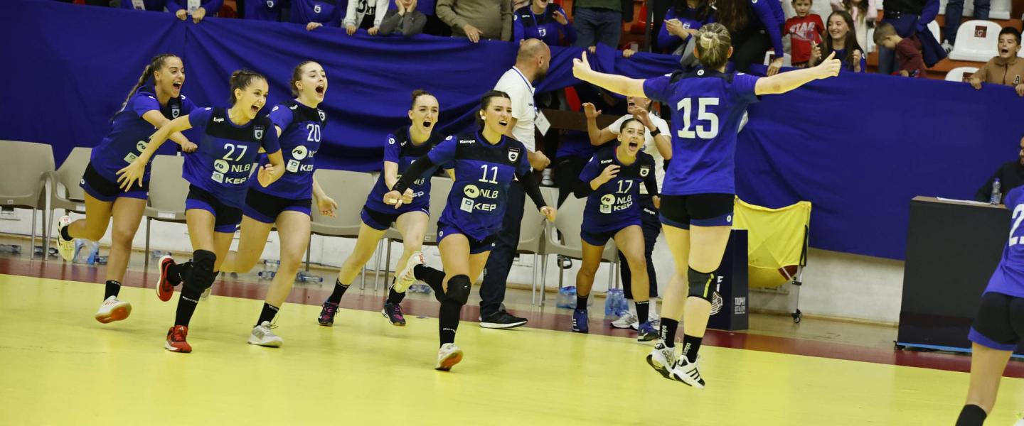 Both home sides progress at Women's IHF Trophy Europe