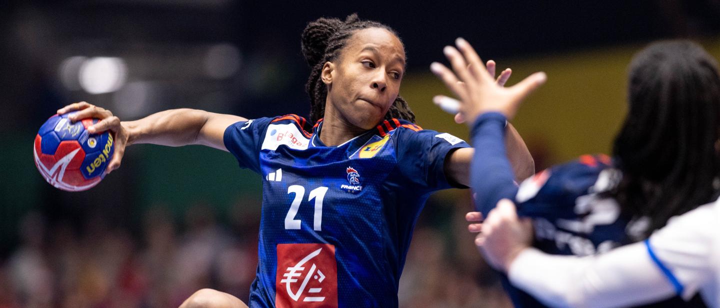 France into third semi-final in four editions