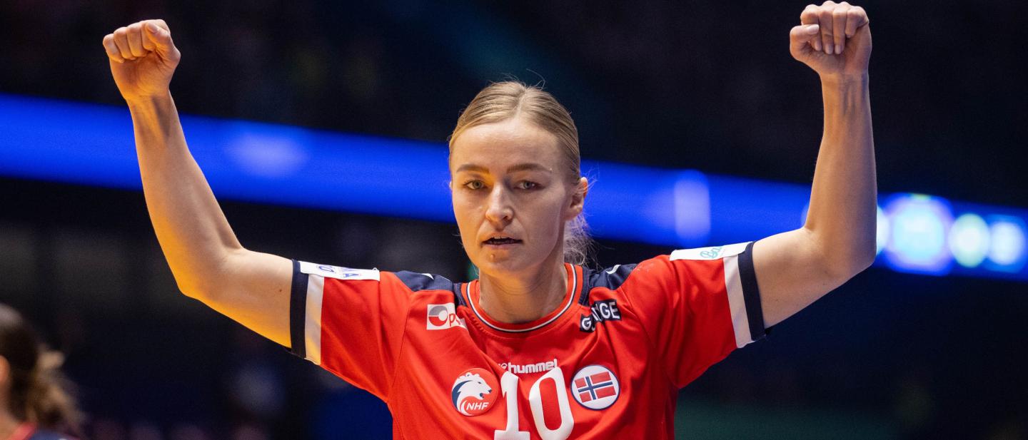 Norway bid farewell to home and reach semi-finals with Royal performance