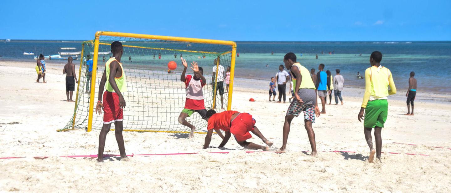 'Caravan' of beach handball expanding sport in Kenya