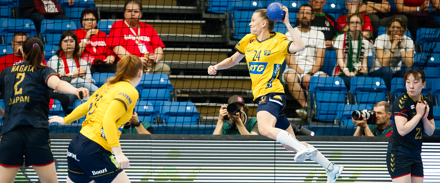 Sweden fire on all cylinders to clinch big win over Japan