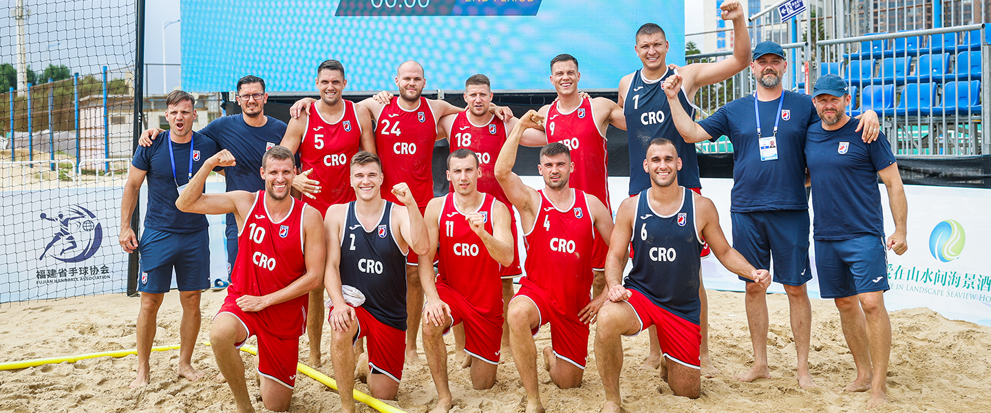 Title-holders through to main round, as second day starts at China 2024