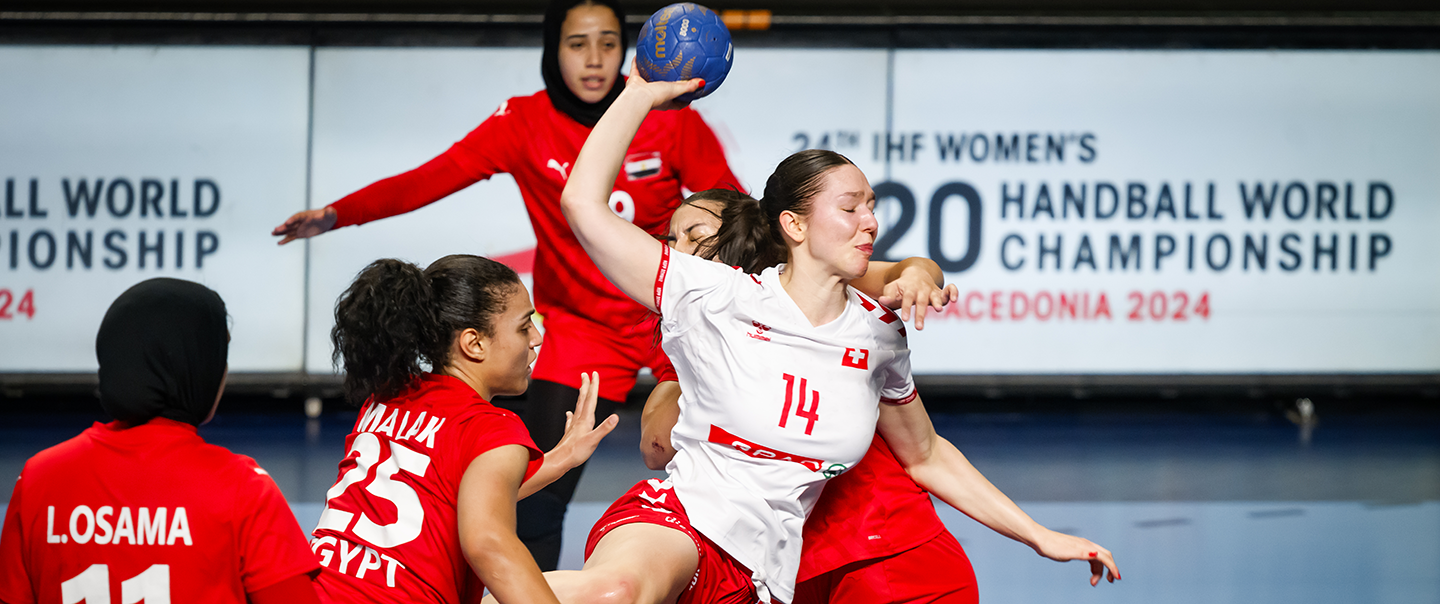 Dominating Switzerland breeze past Egypt to secure first place in Group B