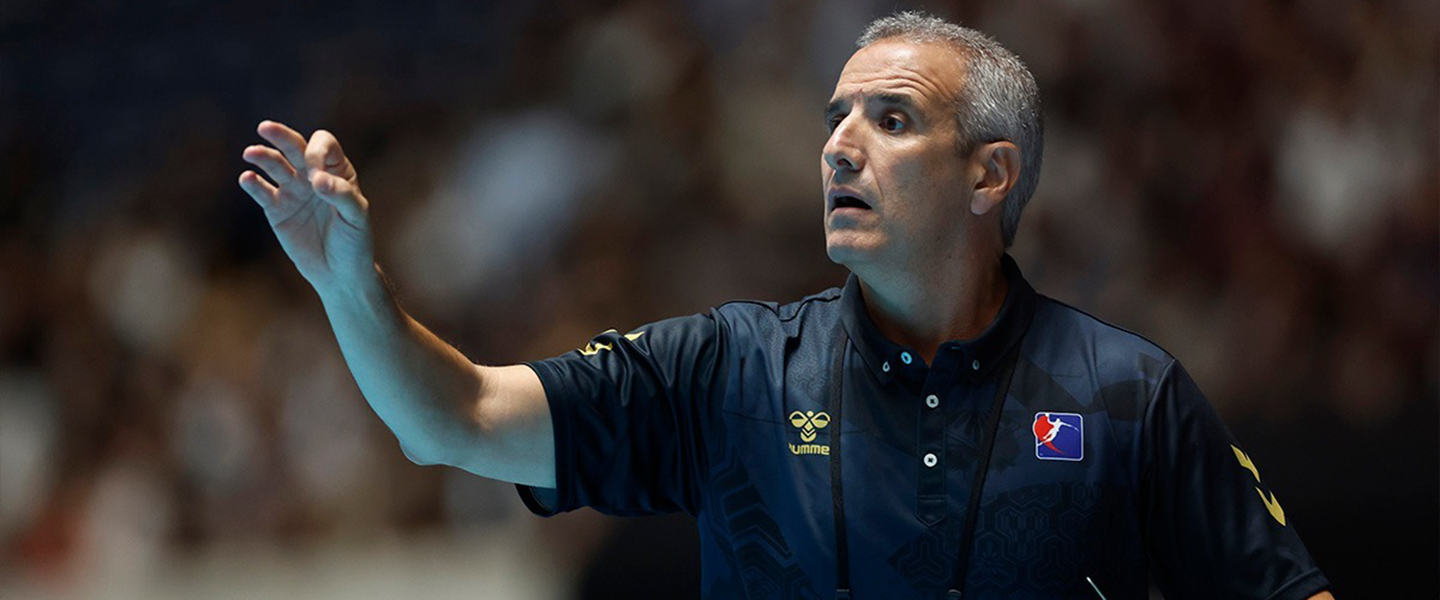 Toni Gerona makes debut as Japan men's national team coach