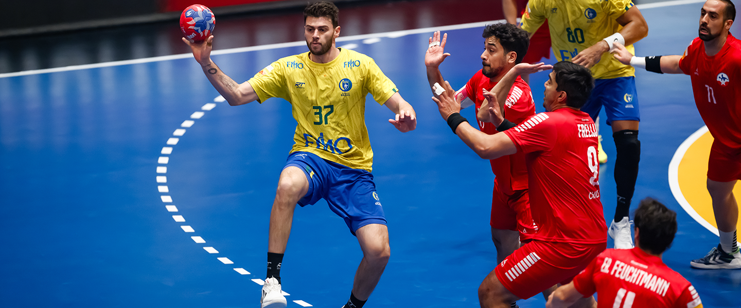 Brazil stave off Chile comeback to improve quarter-finals chances