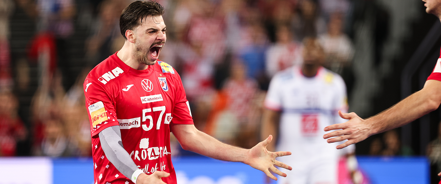 Croatia harness emotional night in Zagreb to power into final