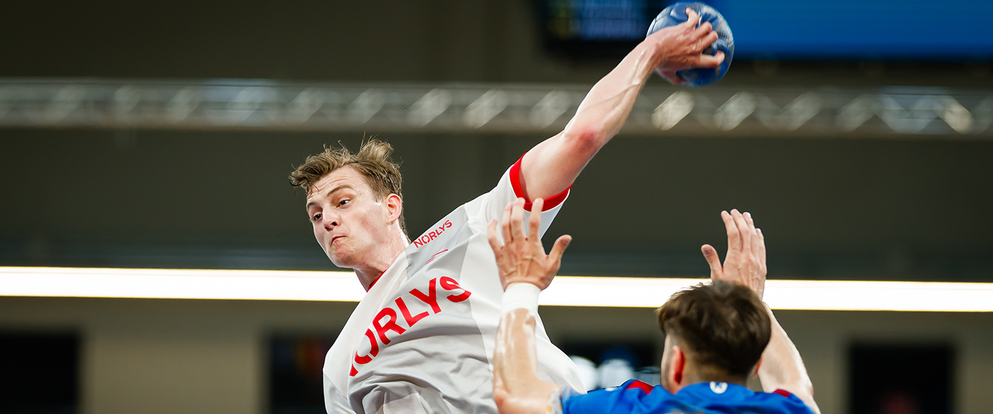 Denmark and Sweden make big steps towards quarter-finals at Poland 2025