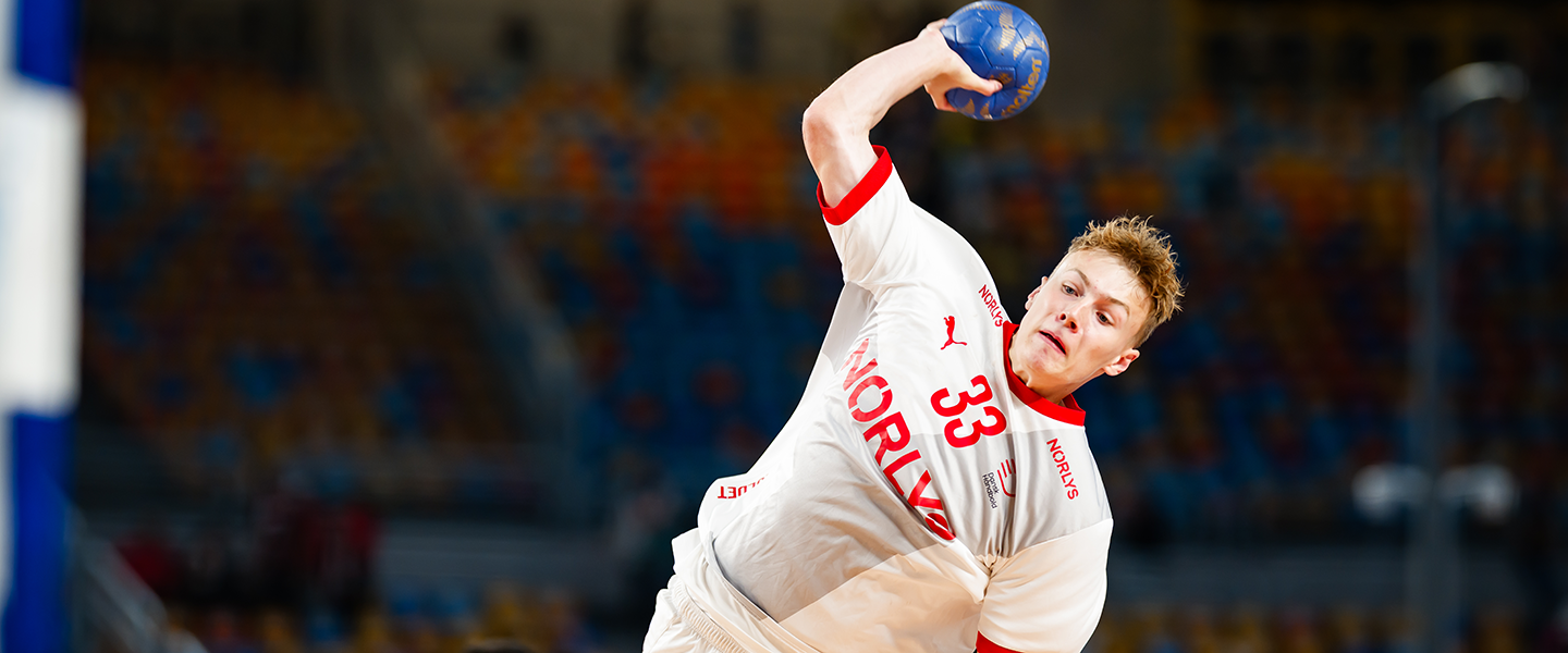 Denmark and Spain stay perfect to open main round with double-digits wins