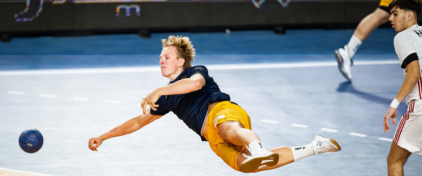 High-octane Sweden breeze past Hungary, Germany also clinches first place