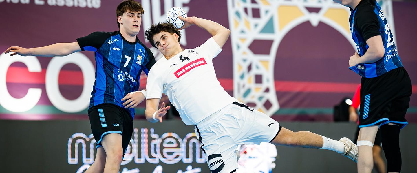 Germany win big against Argentina, Qatar follow them to semi-finals at Morocco 2025