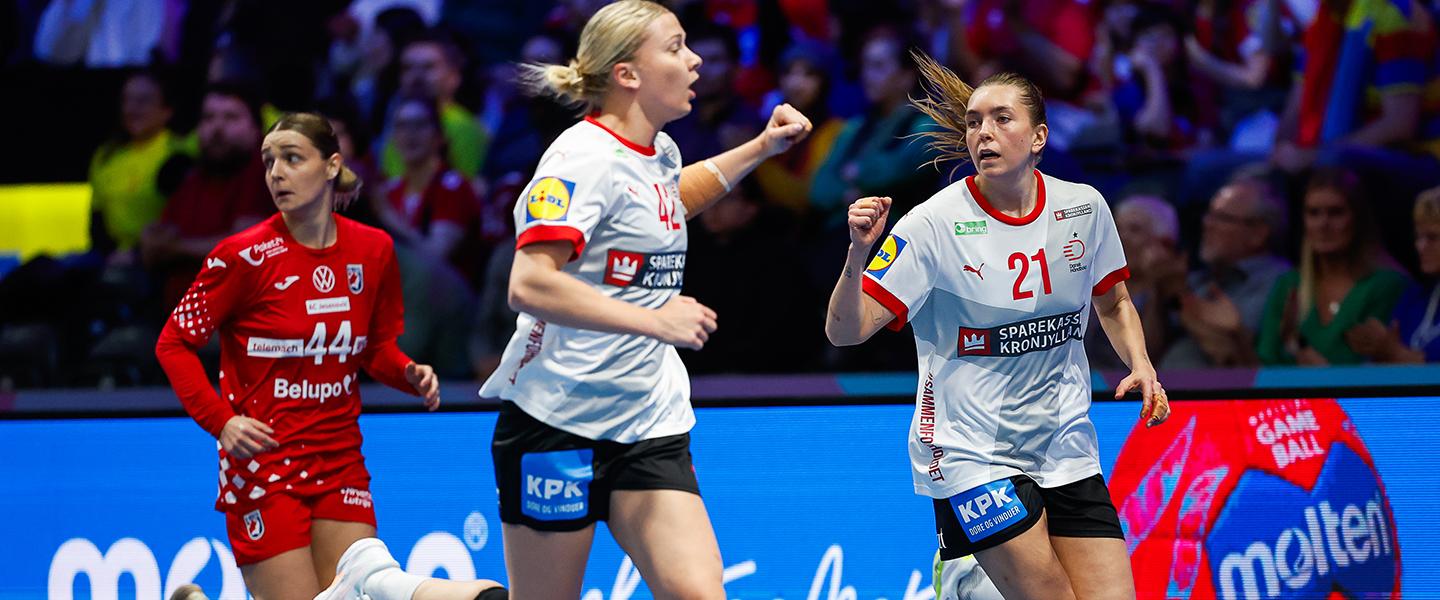 Denmark progress to main round with second consecutive double-digit win