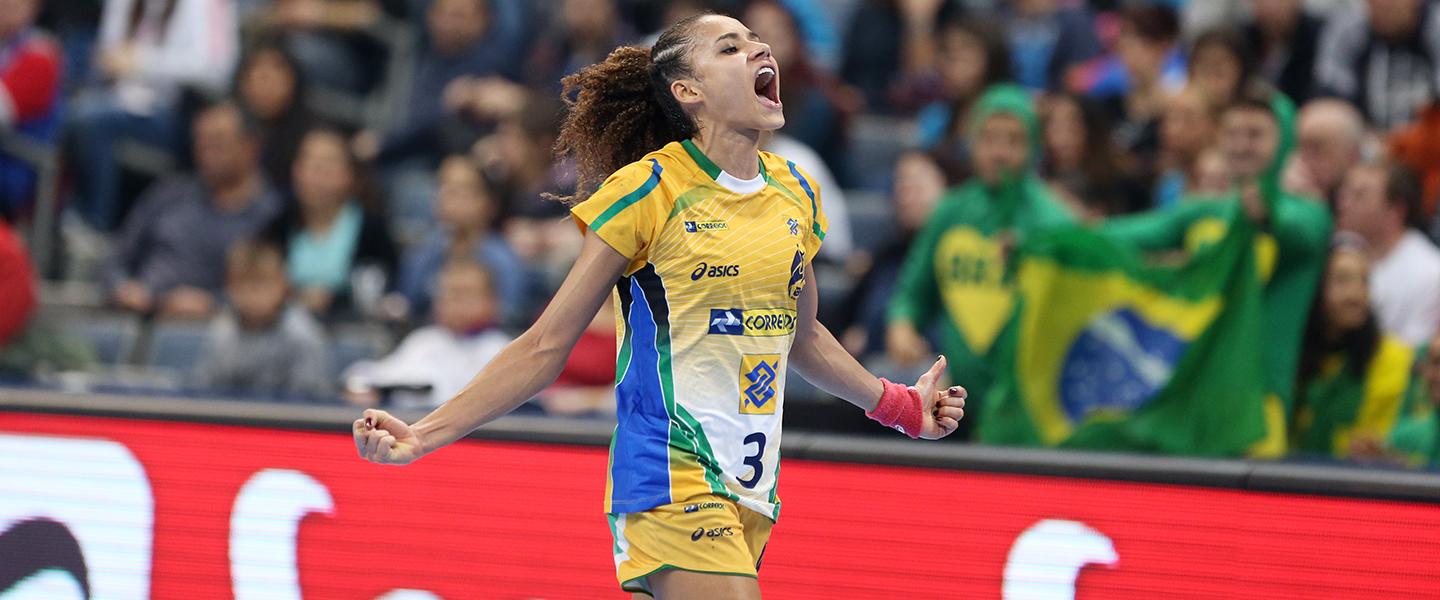 ‘I cannot stop playing’ – Nascimento’s epic handball journey continues at Germany/Netherlands 2025