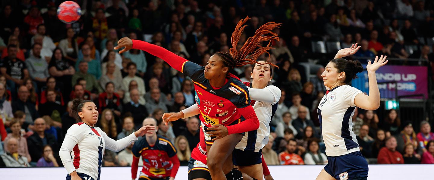 New-look Spain open with win as Paraguay battle all the way