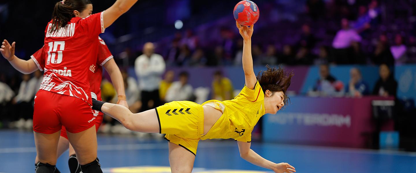 Japan outpace Switzerland at the start of the main round