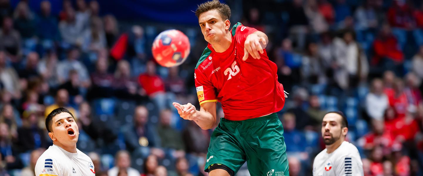 The fast track from wonderkid to star for Kiko Costa: "I want to do my own way, I don't want to copy, but I try to follow"