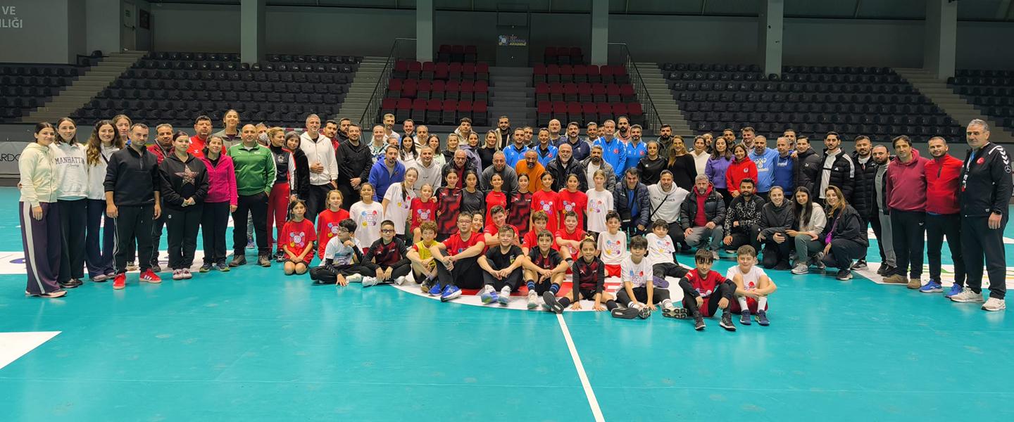 Handball at School takes Türkiye by storm: 170 teachers certified across three cities