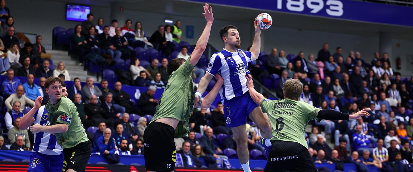 12 teams make it into the knockout phase of the EHF European League Men