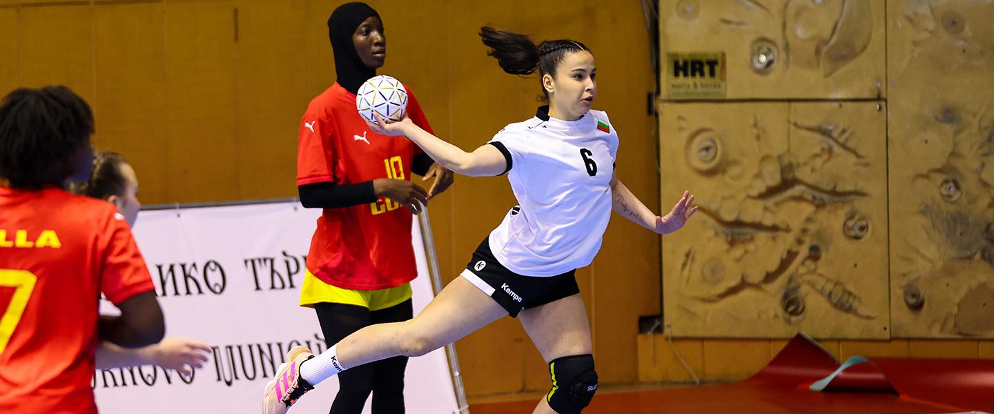 Canada and Bulgaria jump on top in the Women’s Intercontinental Phase of the IHF Trophy