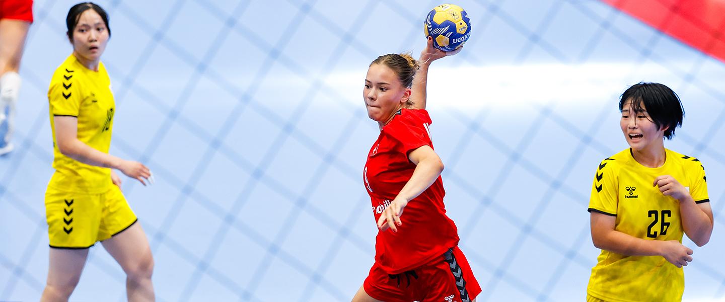 Three quarter-final berths still up for grabs at Romania 2026
