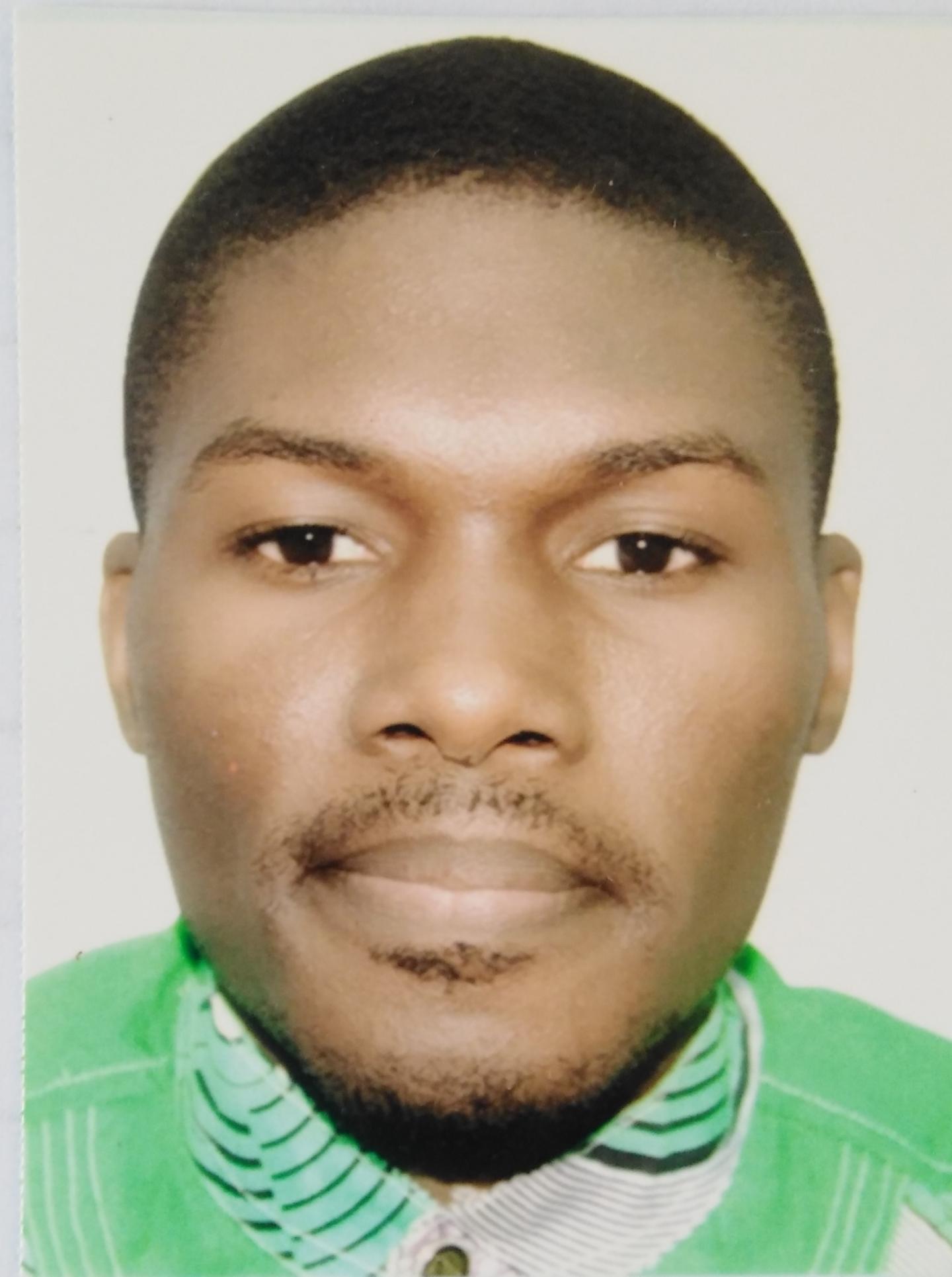 Adote Tonkomabu Aduayi-Akue