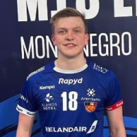 Ágúst
