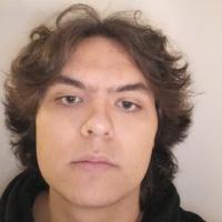 Tomás
